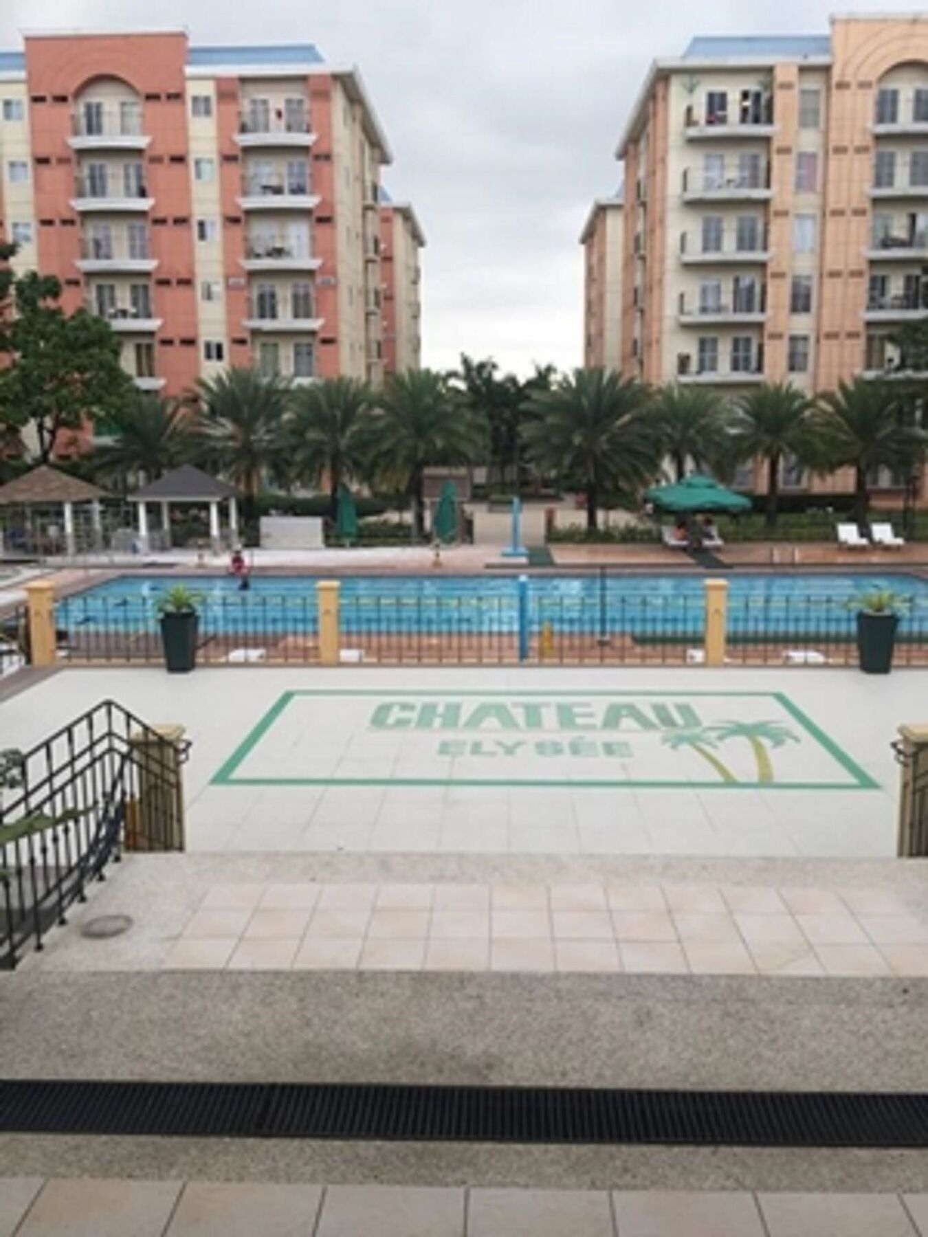 Karla'S Place At Chateau Elysee Paranaque City Exterior photo
